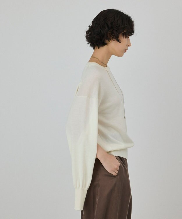 GRACE CONTINENTAL ウールスリットニットトップ ホワイト