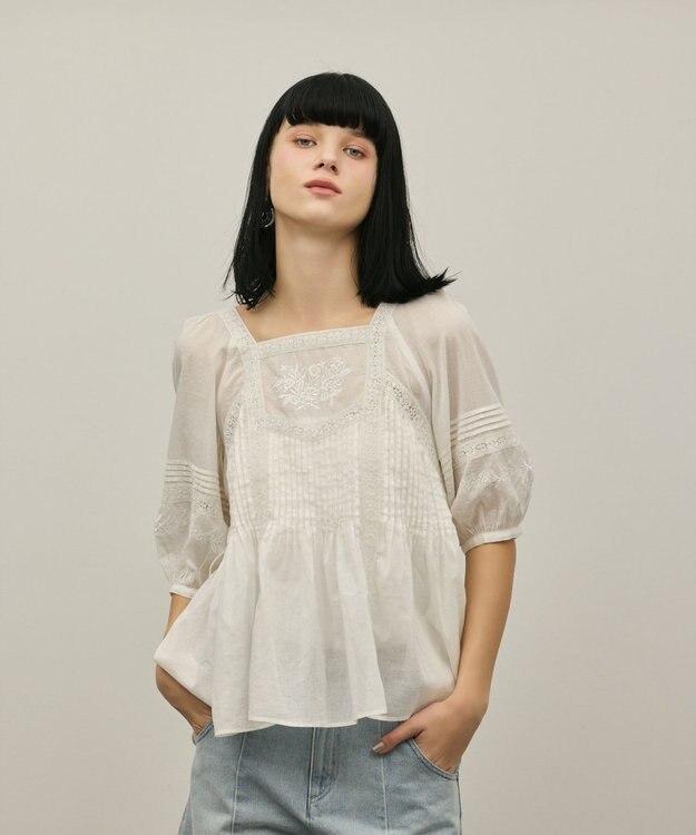 GRACE CONTINENTAL レースコンビピンタックブラウス ホワイト