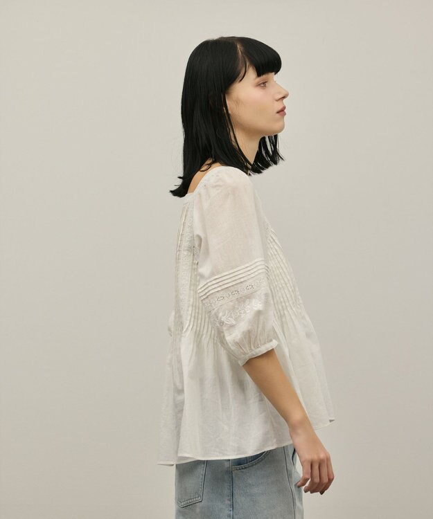 GRACE CONTINENTAL レースコンビピンタックブラウス ホワイト