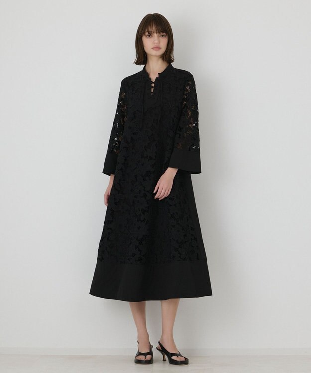 GRACE CONTINENTAL カットワークAラインワンピース ブラック