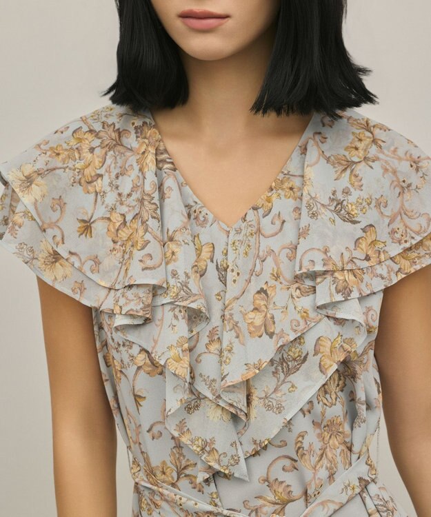 GRACE CONTINENTAL サラサプリントフリルカラーワンピース サックス