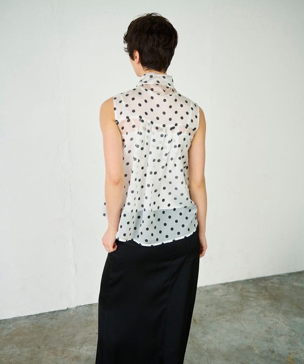 GRACE CONTINENTAL シアードットプリントブラウス ホワイト