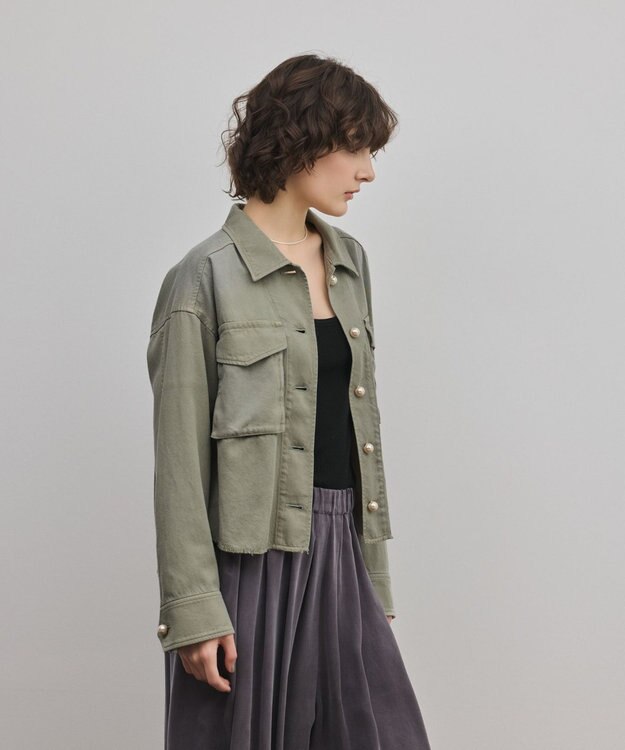 GRACE CONTINENTAL パール釦ピグメントシャツ カーキ