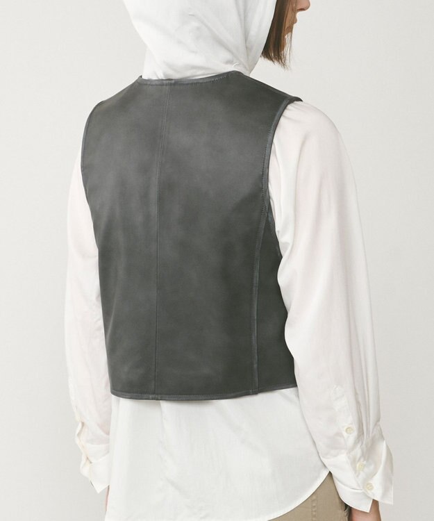 GRACE CONTINENTAL レザーショートジレジャケット チャコール
