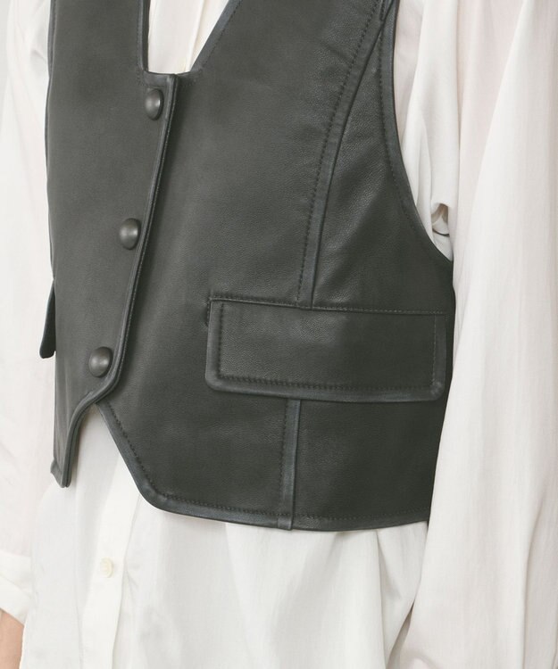 GRACE CONTINENTAL レザーショートジレジャケット チャコール