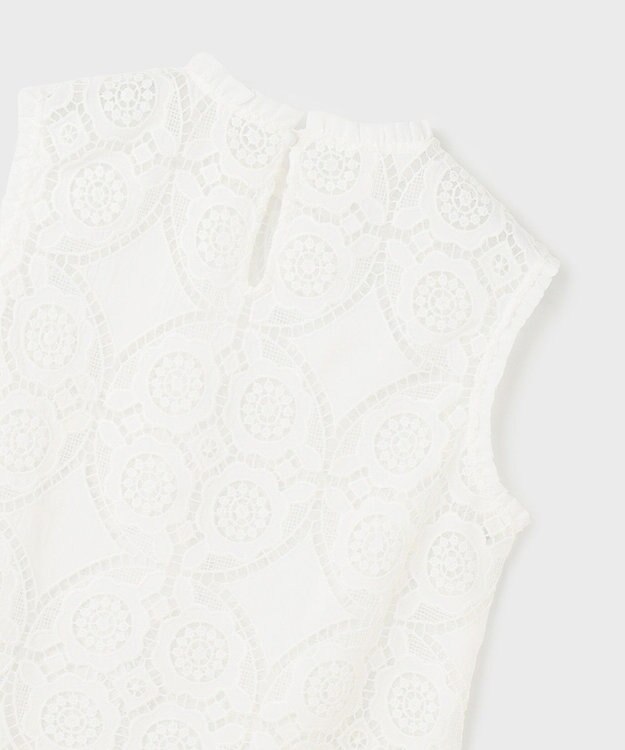 GRACE CONTINENTAL サークルレースノースリーブトップ ホワイト