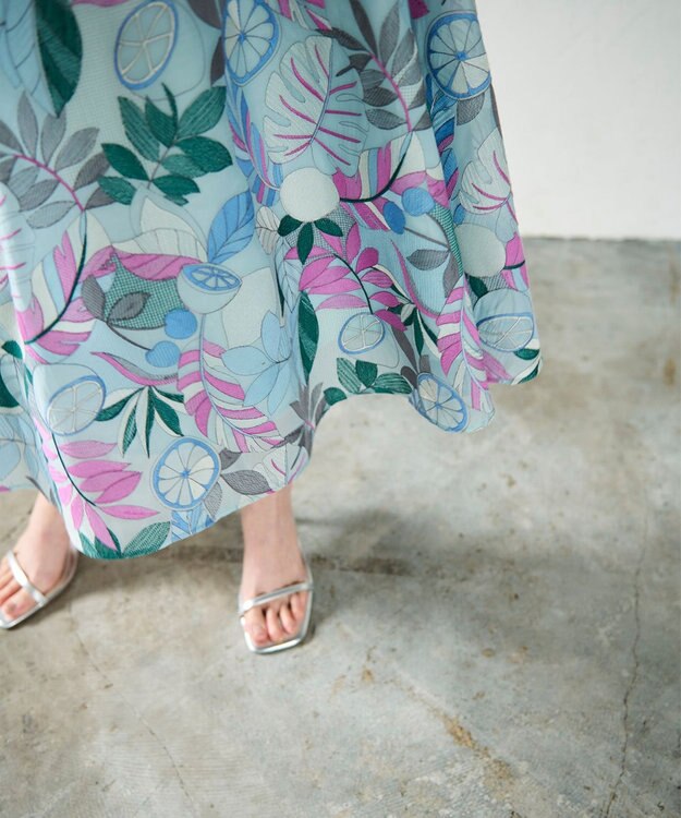 GRACE CONTINENTAL フルーツ刺繍フレアスカート ブルー