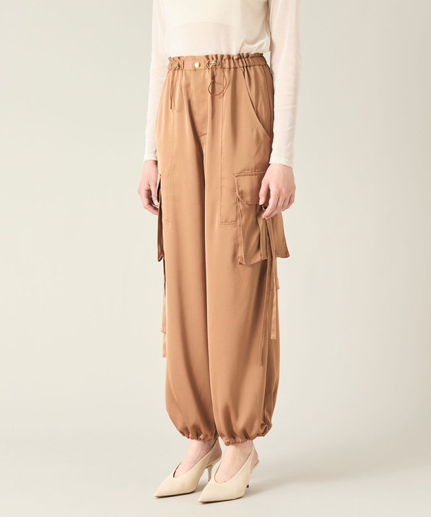GRACE CONTINENTAL サテンカーゴパンツ キャメル