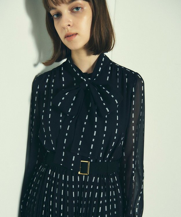 GRACE CONTINENTAL ドットストライププリントワンピース ブラック