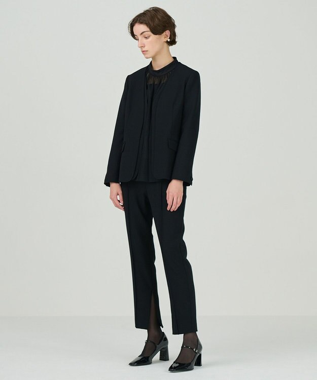 GRACE CONTINENTAL スリムテーパーパンツ ブラック