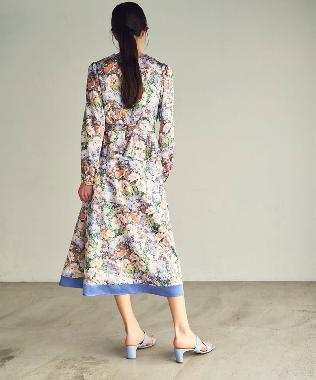 GRACE CONTINENTAL グラデフラワープリントスカート サックス