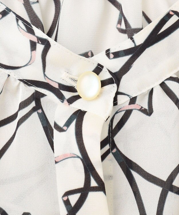 GRACE CONTINENTAL ラインハートケープブラウス ホワイト