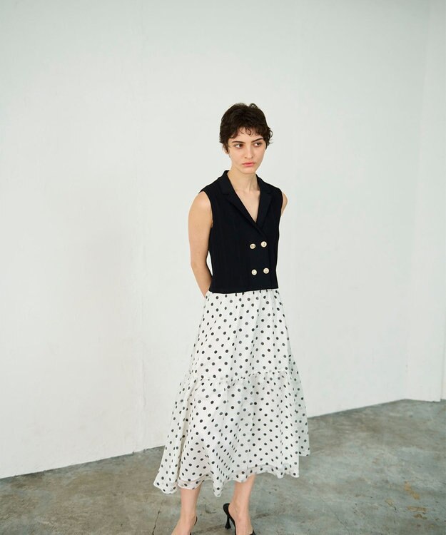 GRACE CONTINENTAL シアードットプリントスカート ホワイト