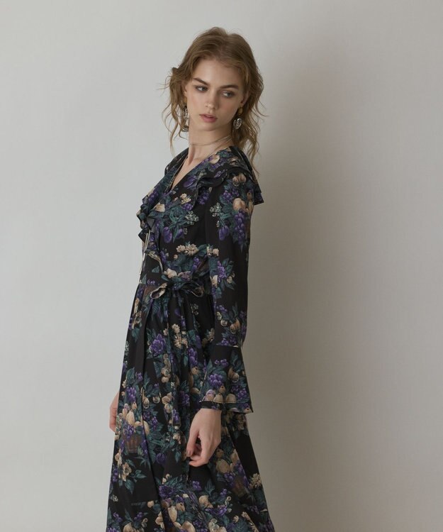 GRACE CONTINENTAL ボタニカルベリープリントワンピース ブラック