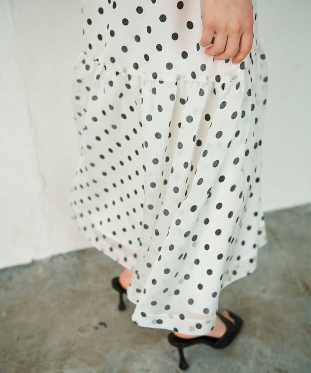 GRACE CONTINENTAL シアードットプリントスカート ホワイト