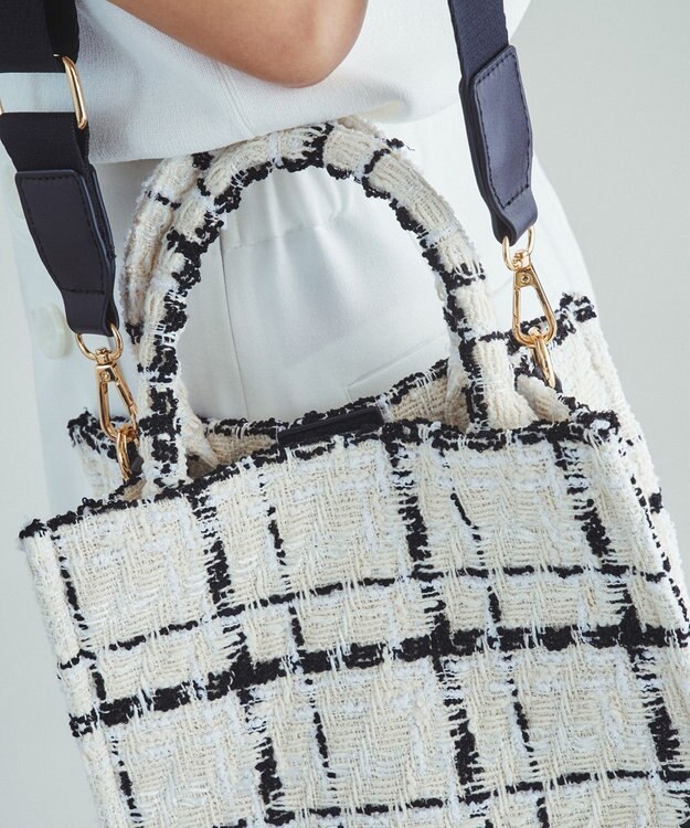 GRACE CONTINENTAL ツイードショルダーバッグ ホワイト