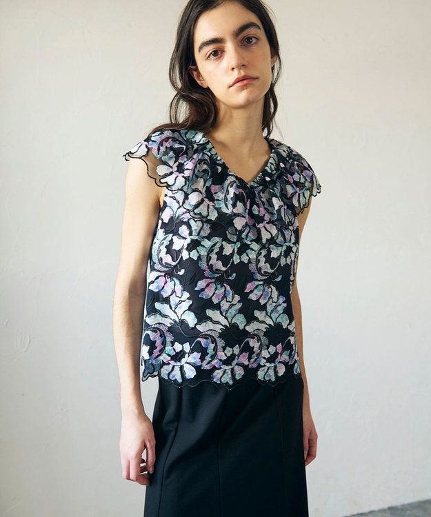 GRACE CONTINENTAL フラワー刺繍プリントトップ ブラック