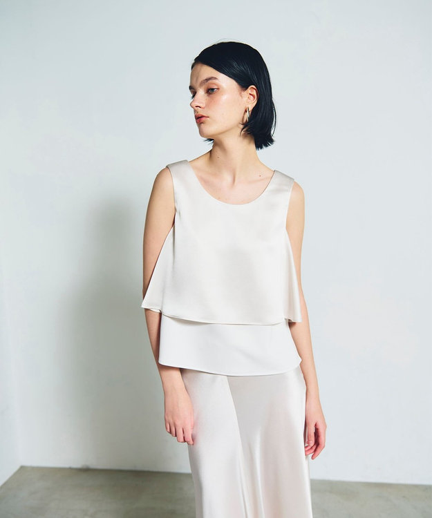 GRACE CONTINENTAL バックコンシャスサテンノースリーブ キナリ