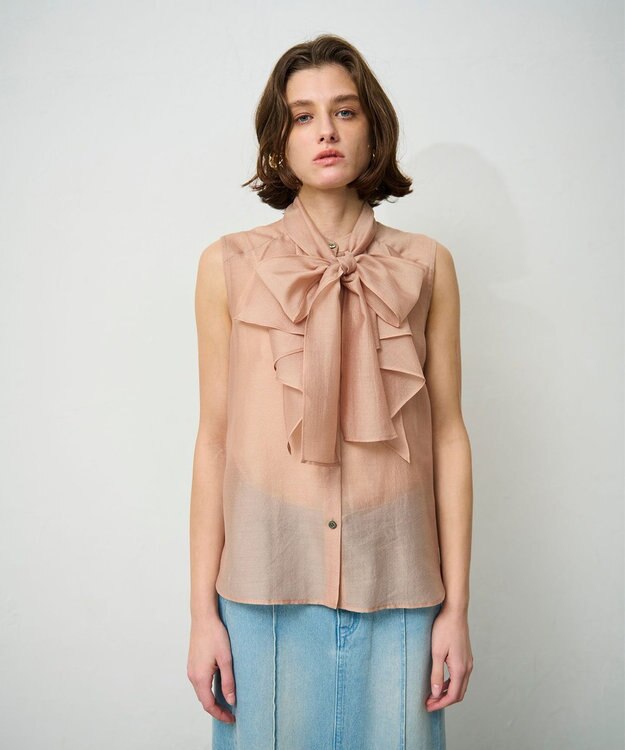 GRACE CONTINENTAL シアーボウタイノースリーブ ベージュ