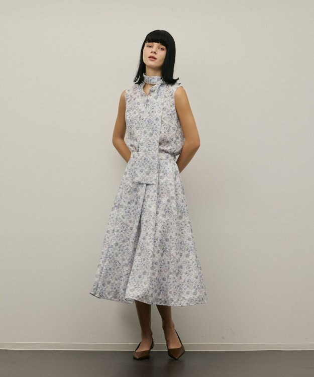 GRACE CONTINENTAL シアーフラワープリントジャガードフレアスカート グレー