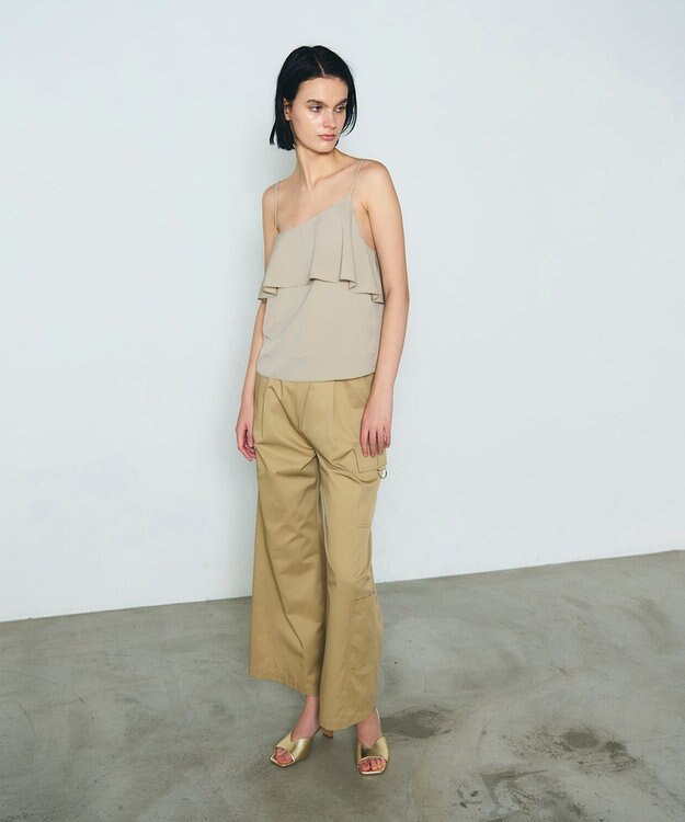 GRACE CONTINENTAL フリルキャミソール ベージュ