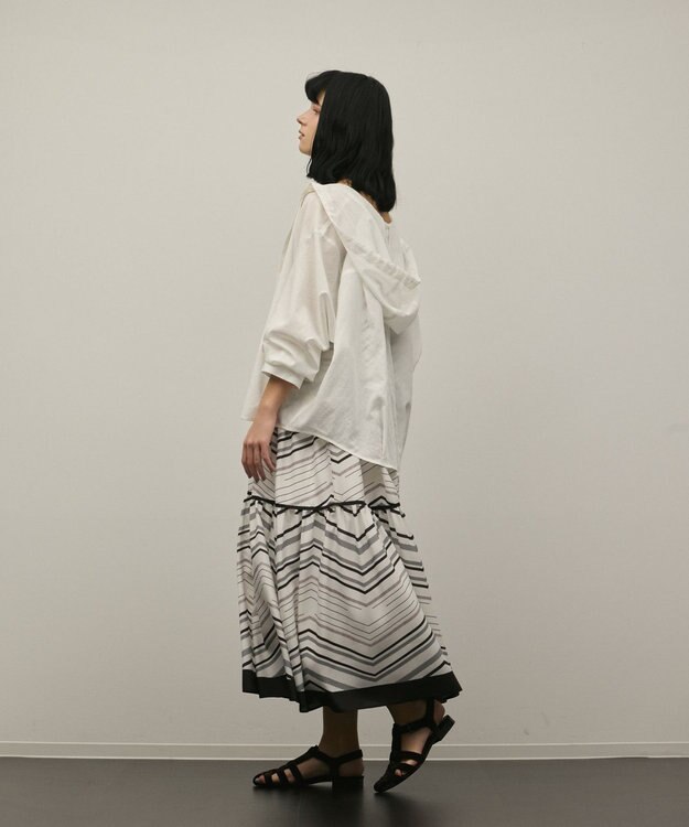 GRACE CONTINENTAL フードシャツ ホワイト