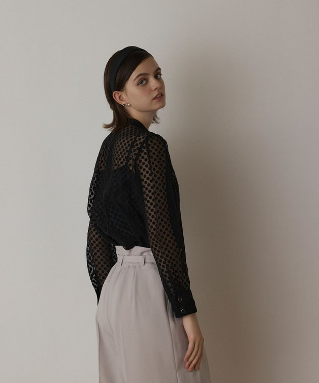 GRACE CONTINENTAL ドットオパールタイ付ブラウス ブラック