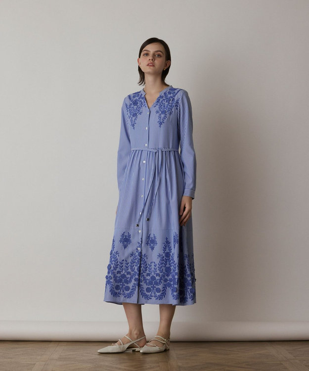 GRACE CONTINENTAL ストライプ刺繍ワンピース ブルー