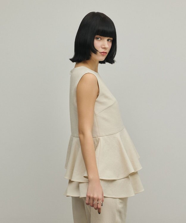 GRACE CONTINENTAL トリアセ麻調ペプラムブラウス ベージュ