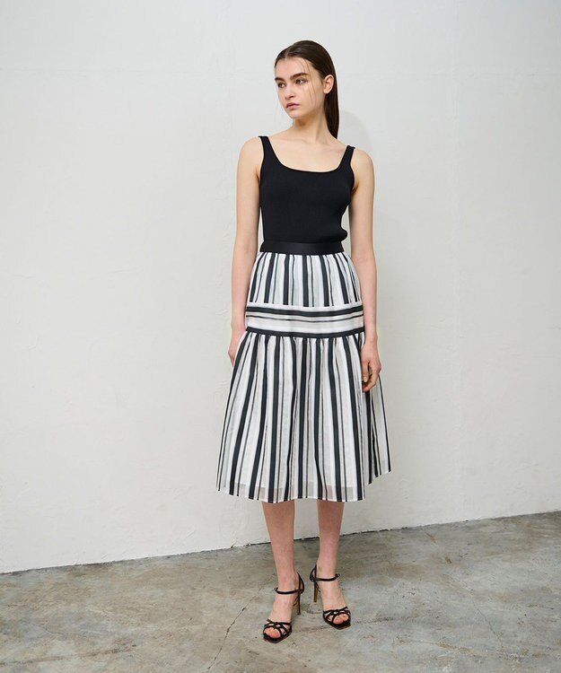 GRACE CONTINENTAL マルチシアーストライプスカート ブラック