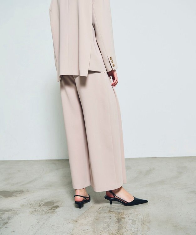 GRACE CONTINENTAL トリアセプリーツパンツ ベージュ