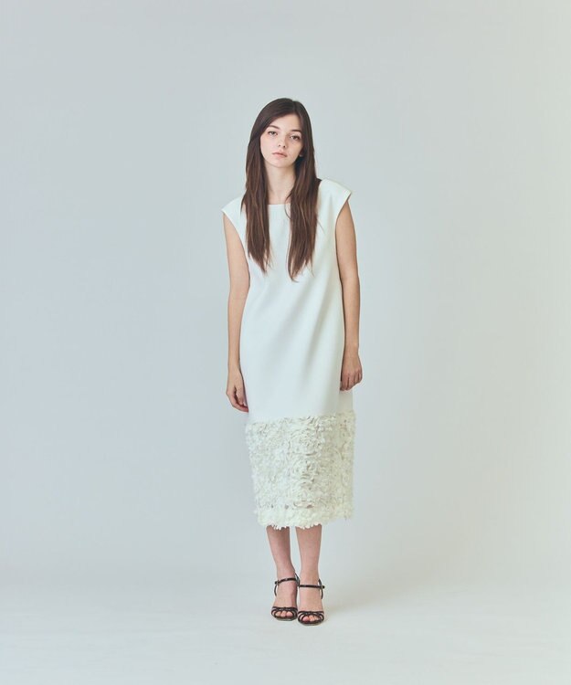 GRACE CONTINENTAL フラワーチュール切替ドレス ホワイト