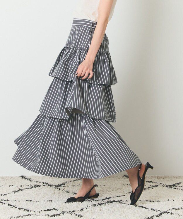 GRACE CONTINENTAL ストライプラッフルスカート ブラック