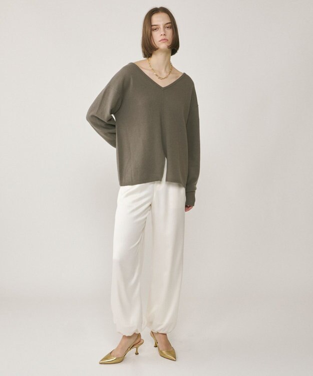 GRACE CONTINENTAL ウールVネックニットトップ グレー