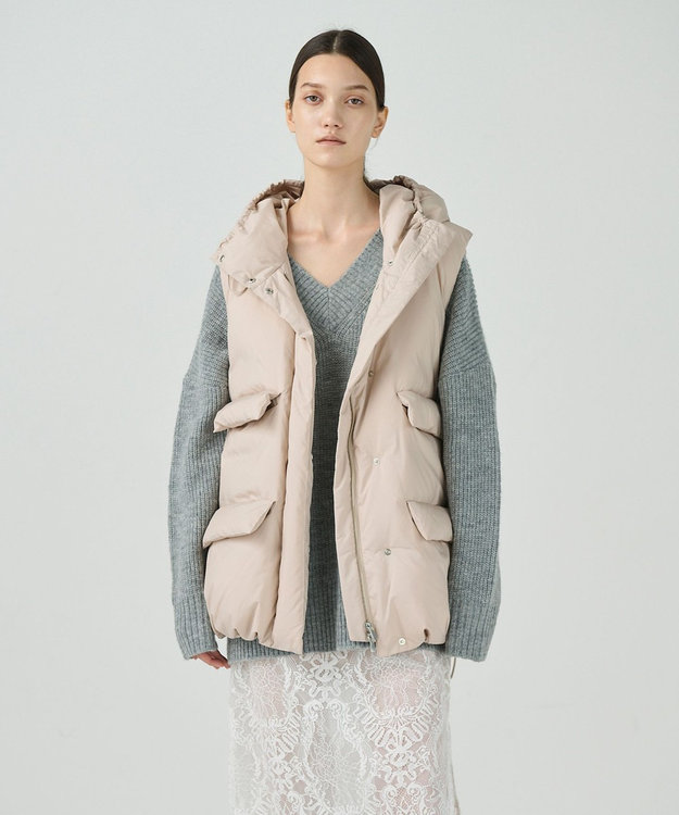 GRACE CONTINENTAL ダウンジレジャケット ベージュ