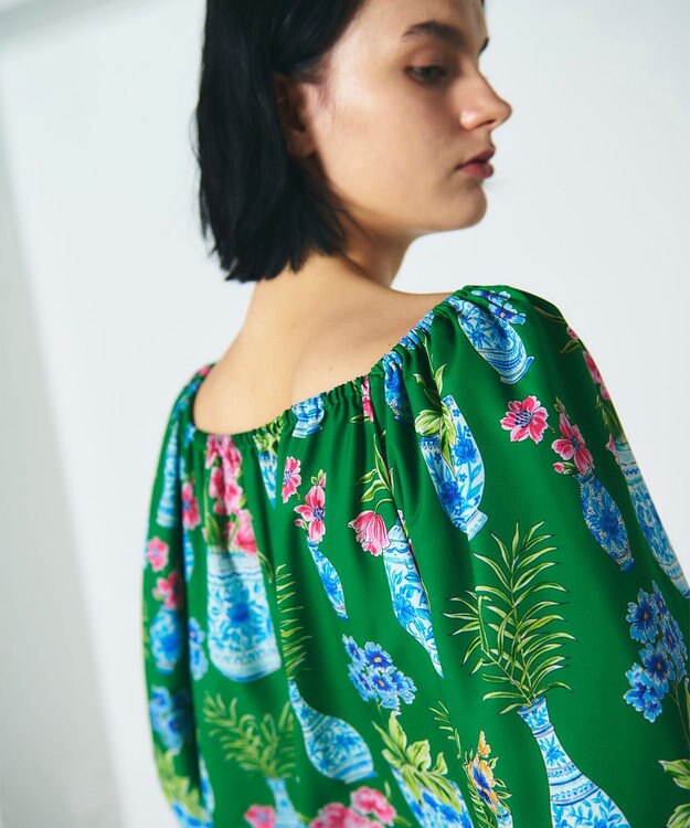 GRACE CONTINENTAL フラワーベースプリントトップ グリーン