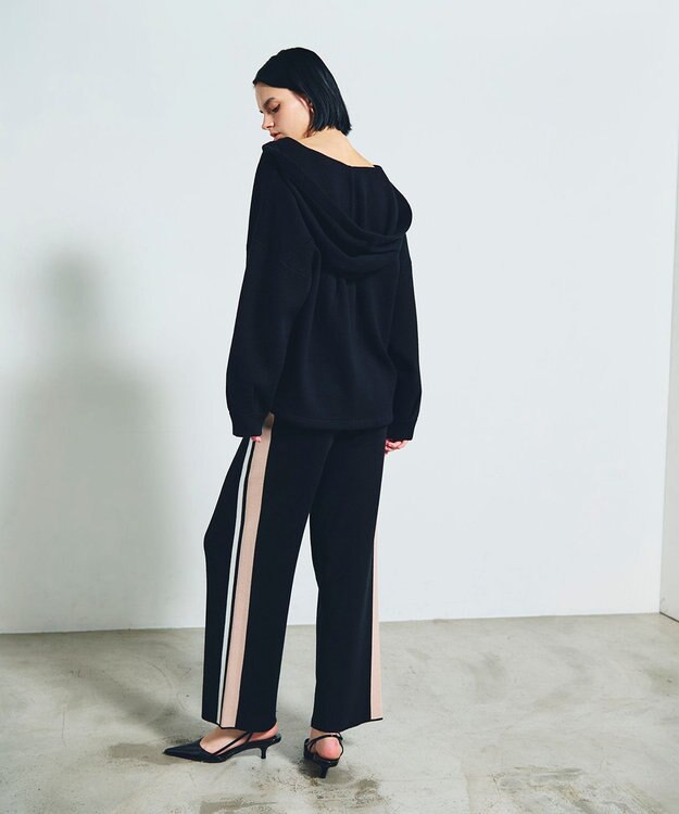 GRACE CONTINENTAL ロゴ刺繍ニットパーカー ブラック