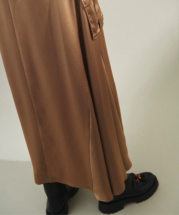 GRACE CONTINENTAL サテンミリタリーロングスカート カーキ