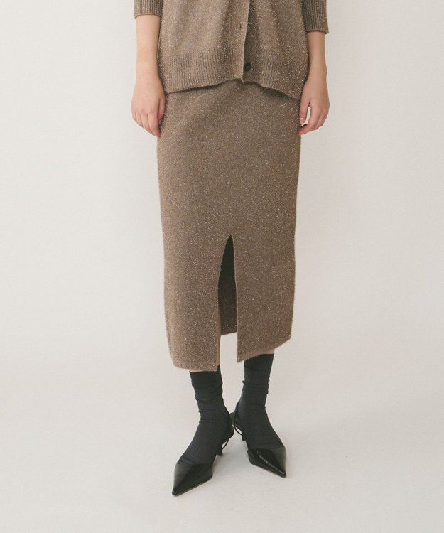 GRACE CONTINENTAL フィルムヤーンニットスカート ベージュ