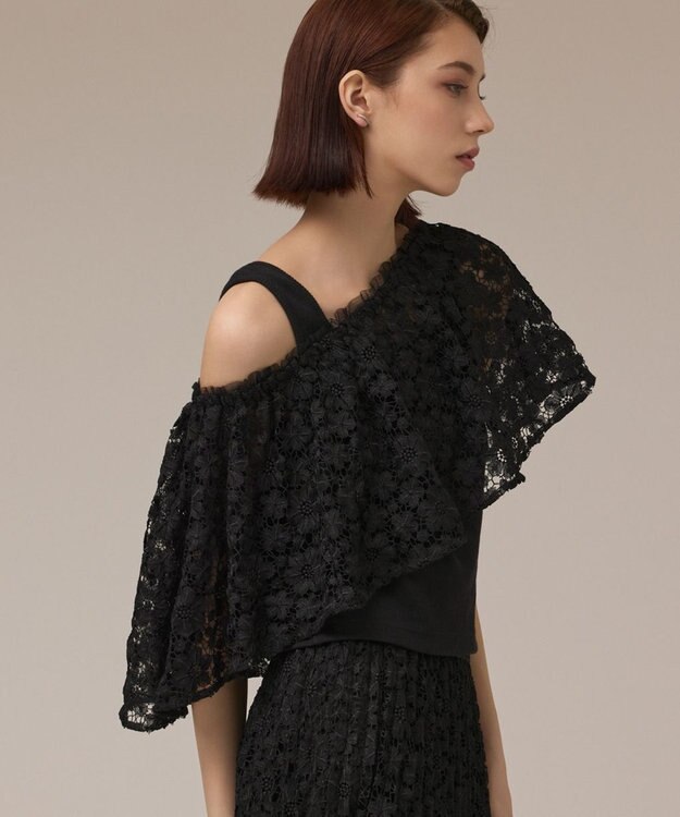 GRACE CONTINENTAL レースケープカットトップ ブラック