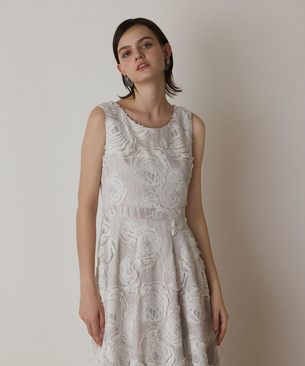 GRACE CONTINENTAL ローズ刺繍ワンピース ホワイト
