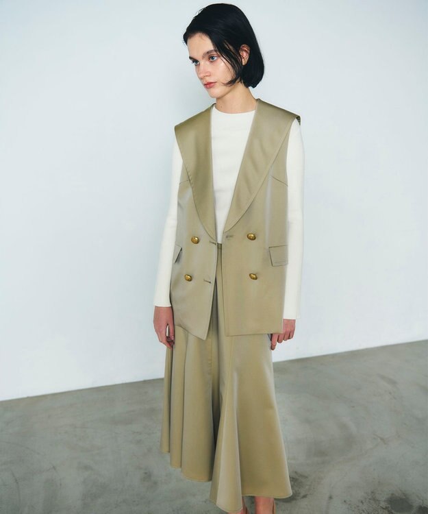 GRACE CONTINENTAL セーラーカラーサテンベスト ベージュ