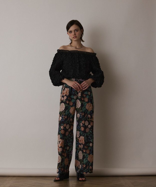 GRACE CONTINENTAL シャーリングトップ ブラック