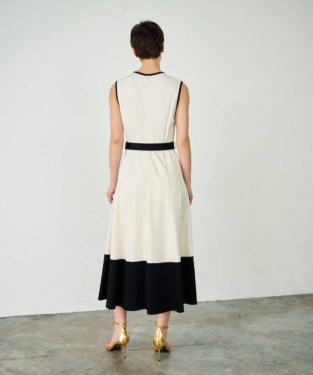 GRACE CONTINENTAL 配色ポンチフレアワンピース ホワイト