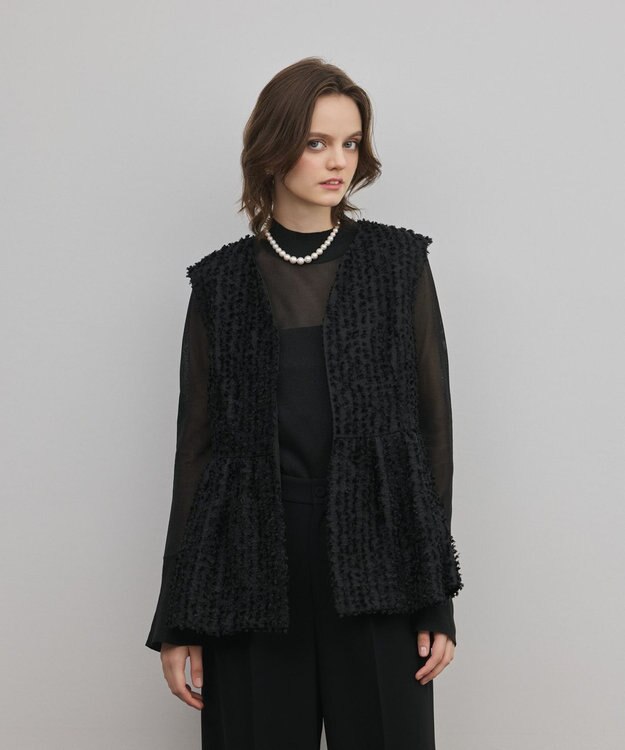 GRACE CONTINENTAL カットジャガードペプラムジレ ブラック