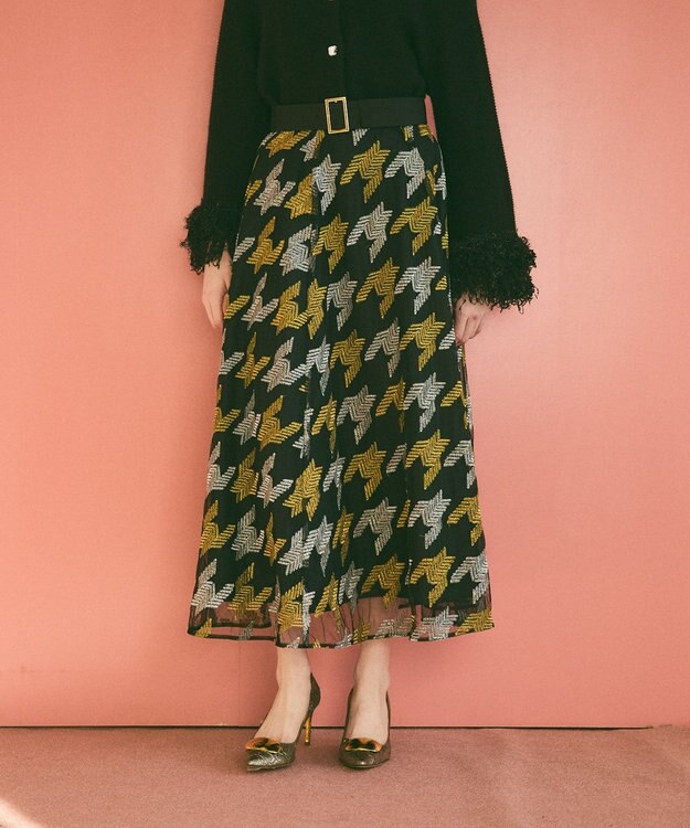 GRACE CONTINENTAL 千鳥刺繍チュールスカート ブラック