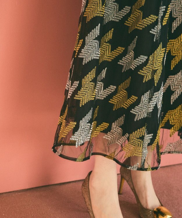 GRACE CONTINENTAL 千鳥刺繍チュールスカート ブラック