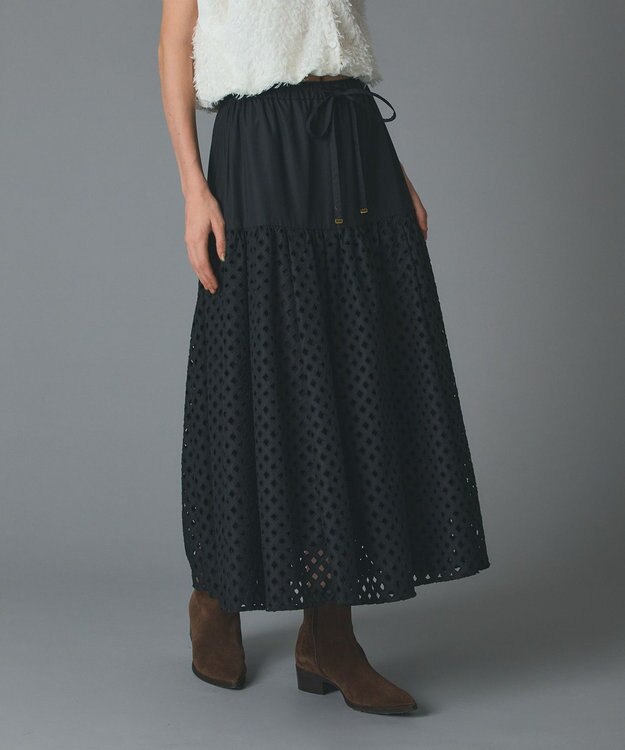 GRACE CONTINENTAL メッシュカットワークスカート ブラック