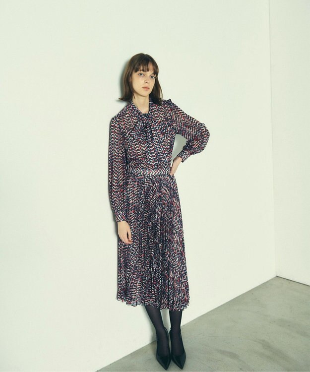 GRACE CONTINENTAL ヘリンボーンプリントブラウス レッド