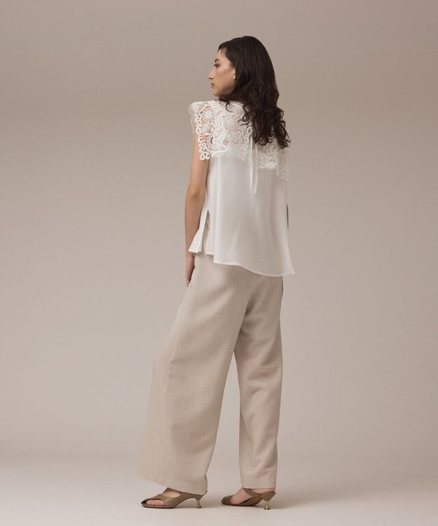 GRACE CONTINENTAL パターンレースカラーブラウス ホワイト